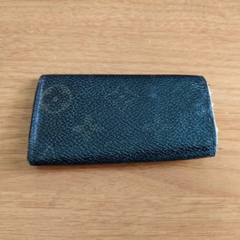 Louis Vuitton Monogram Key Holder/Wallet #1246💥PRICE DROP💥